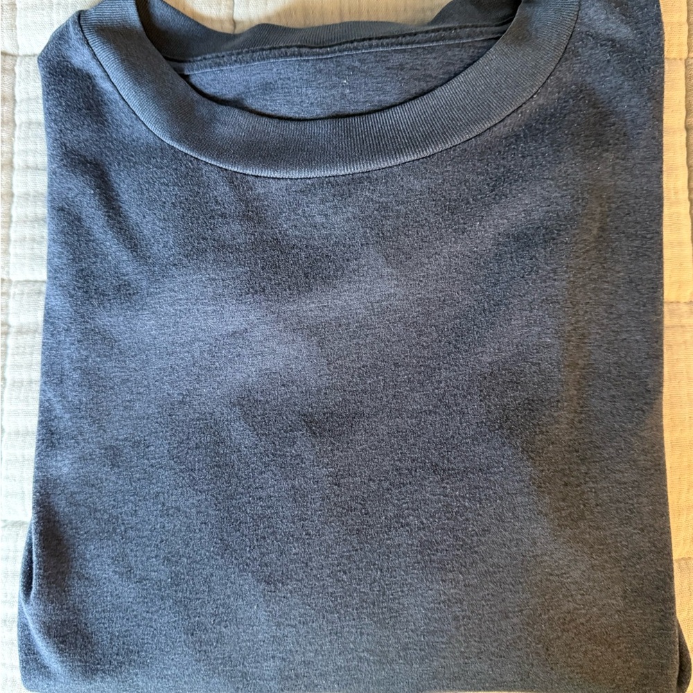 Vuori Women's Daydream Crew Ink Heather Medium - Picture 4 of 4